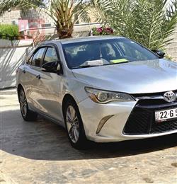 تۆیۆتا کامری